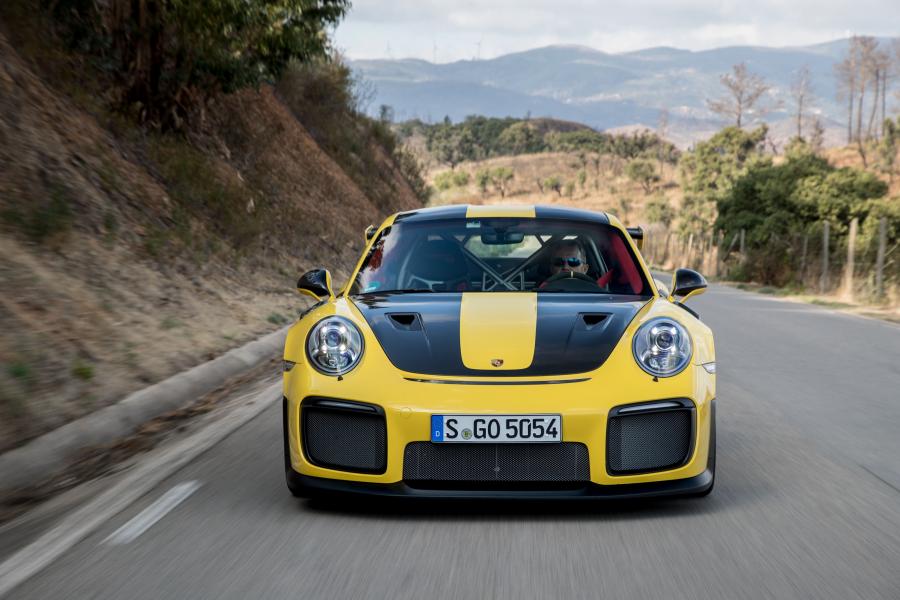  Porsche 911 GT2 RS (991) 2017 года  (WW) (фото 33 из 93)